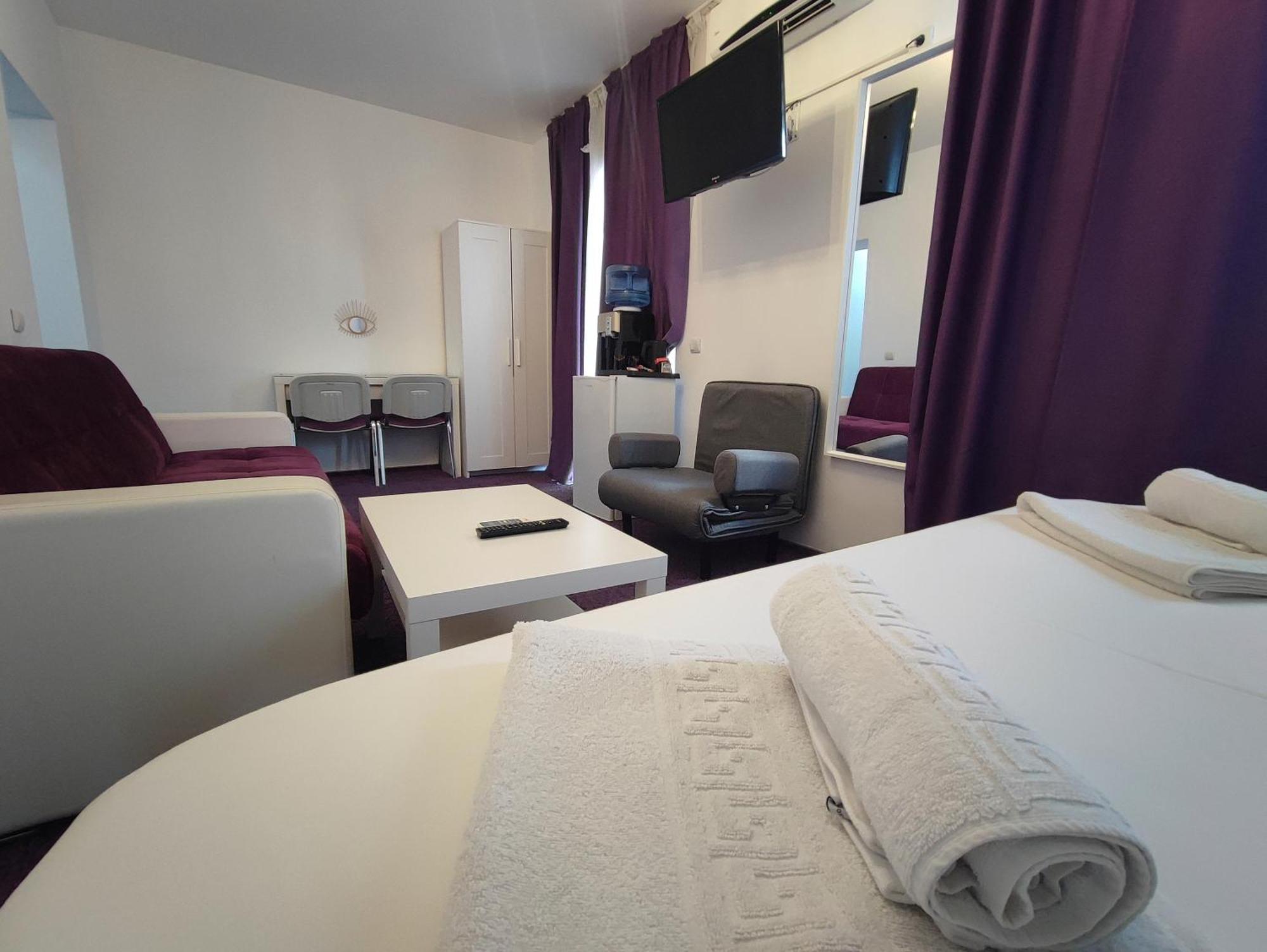 Iris Boutique Therme & Bucharest Otopeni Airport Exterior foto