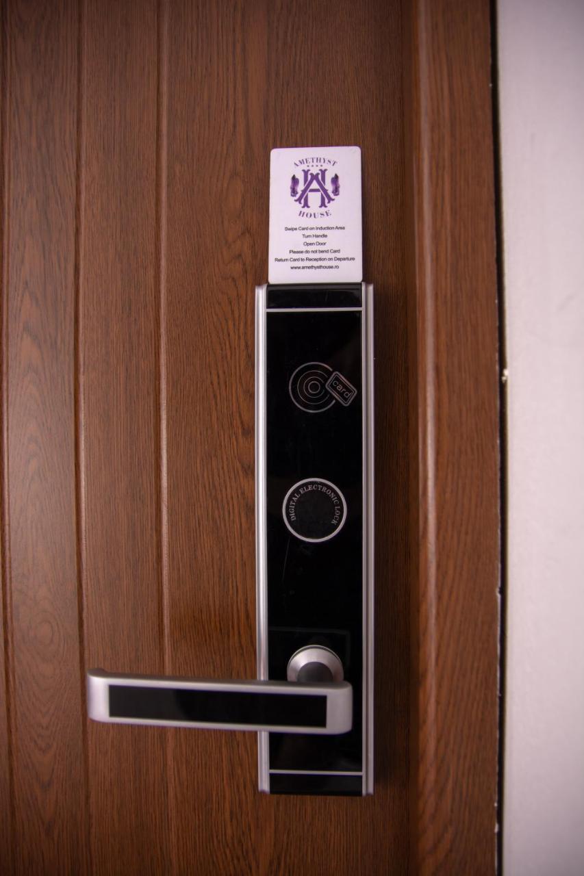 Iris Boutique Therme & Bucharest Otopeni Airport Exterior foto
