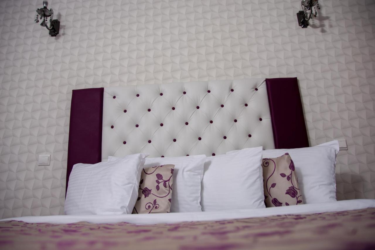 Iris Boutique Therme & Bucharest Otopeni Airport Exterior foto