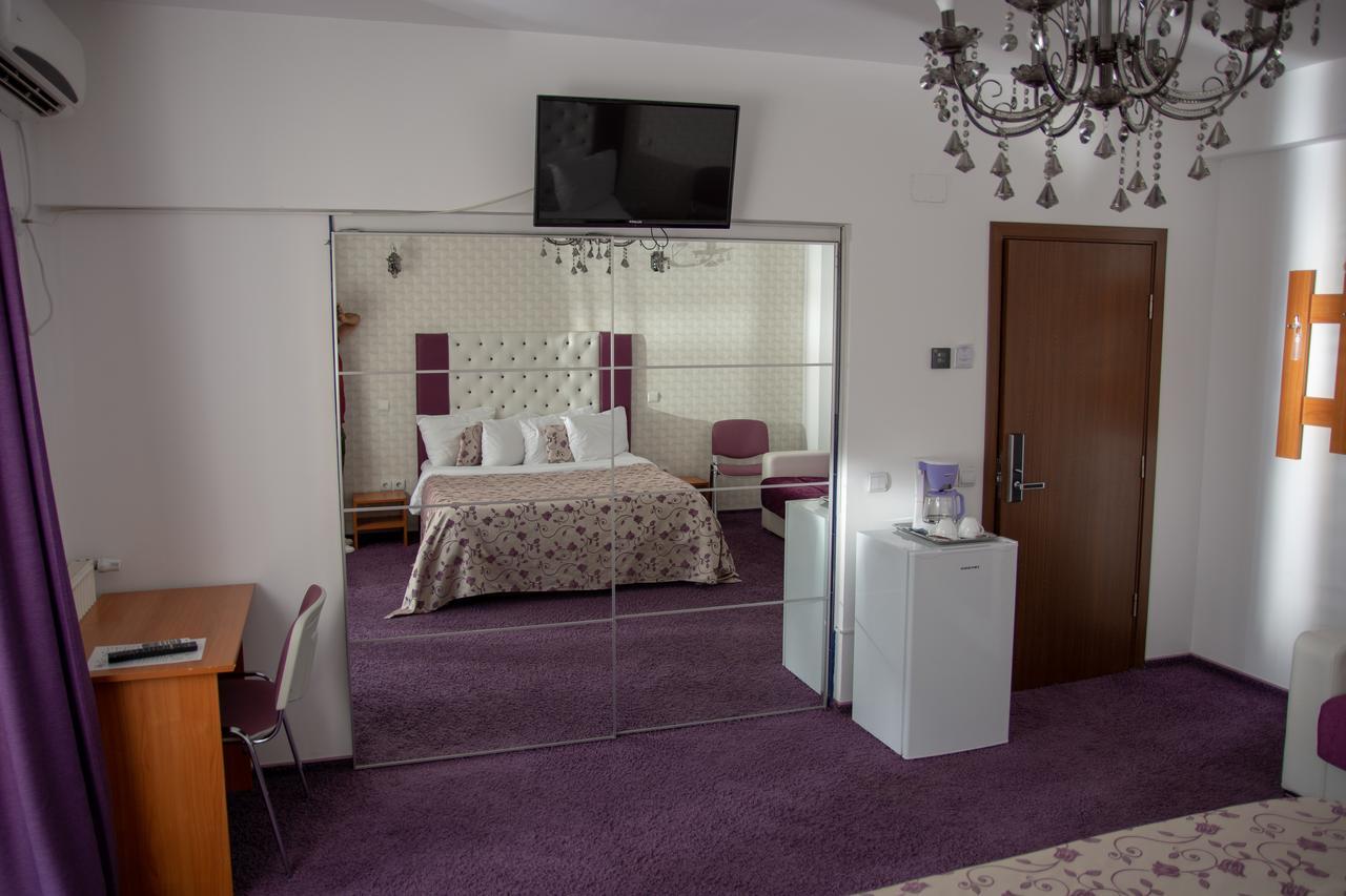 Iris Boutique Therme & Bucharest Otopeni Airport Exterior foto